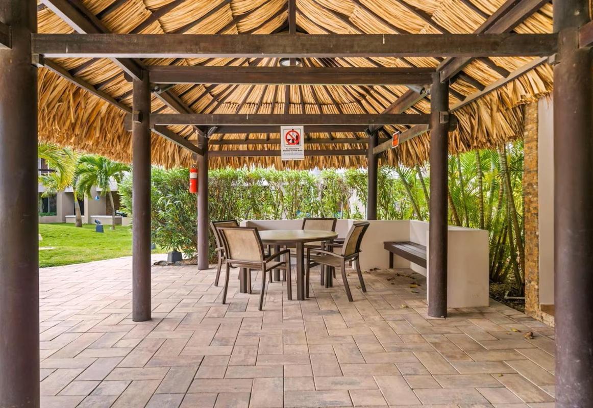 Eagle Beach Steps Away Home Palm Beach Екстер'єр фото